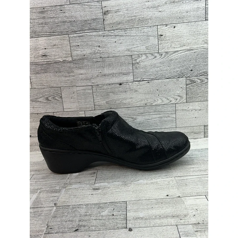 Clarks Shoes‎ Womens Size 11 Comfort Slip On Wedge Casual Soft Cushion 26113343